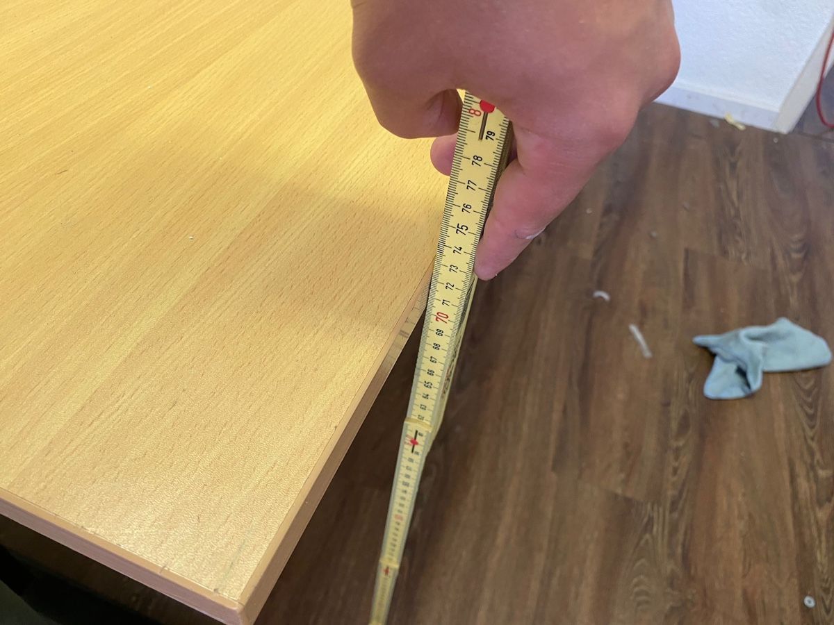 Bureaux: Schreibtisch/Bürotisch/Arbeitstisch – D'occasion à Wettingen par vpr_9gz6 2