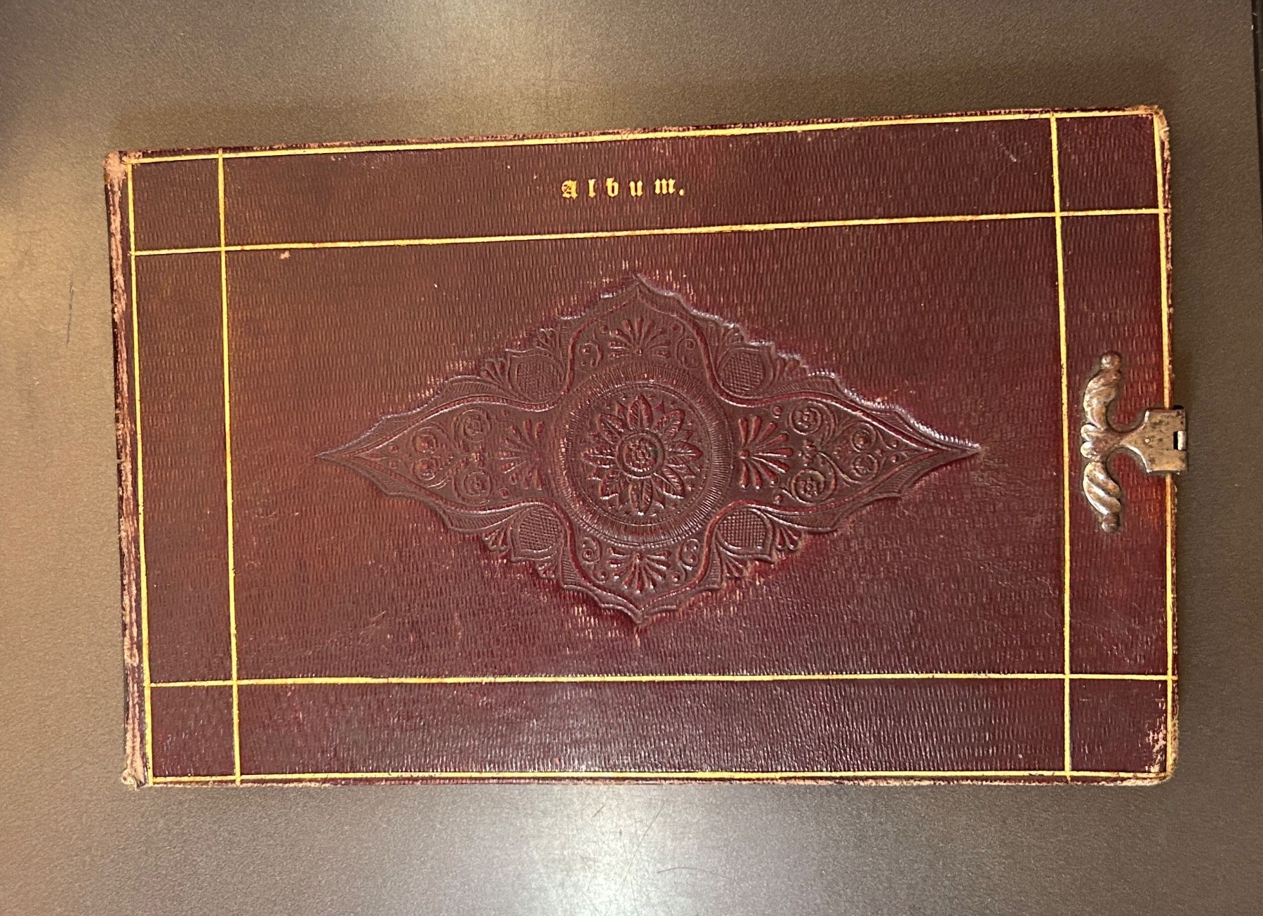 Libri: Antikes Poesialbum  ab 1834 – Usato da Untervaz venduto da buesmig