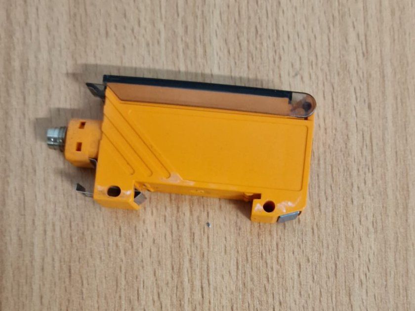 Elektronikbauteile: 9x ifm electronic OB5024 Lichttaster / Optischer Sensor – Gebraucht aus Chur von P0WER 4
