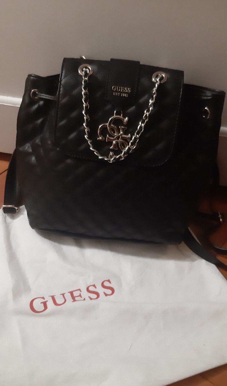 Guess Sacs à dos: NEU! GUESS Rucksack – Neuf avec emballage d'origine à Zürich par Venecia25 1