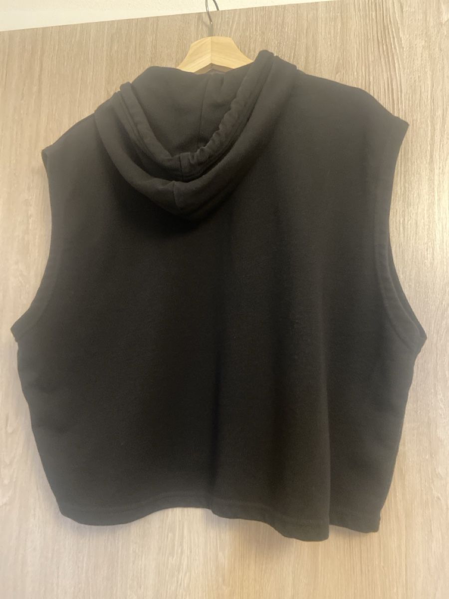 H&M Tops: Gilet SM sweat - XL Noir – Gebraucht aus Sornard (Nendaz) von delezedoris 1
