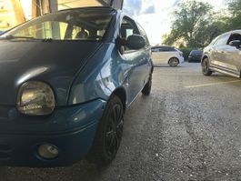 Renault Twingo 1.2 16V mit Panoramadach frisch ab MFK