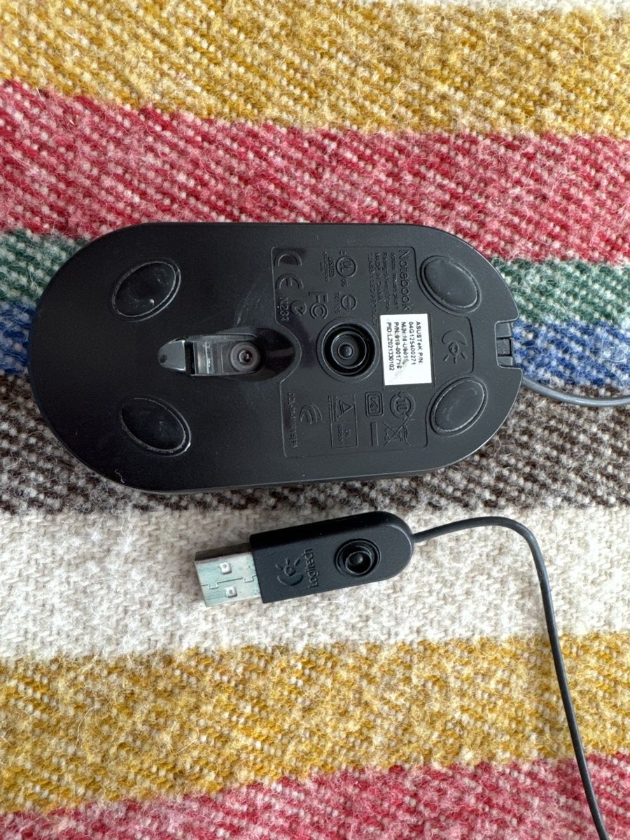 Logitech Souris: Logitech Mouse M100, Wired, USB, Silver – D'occasion à Zürich par pat_rx9j 1