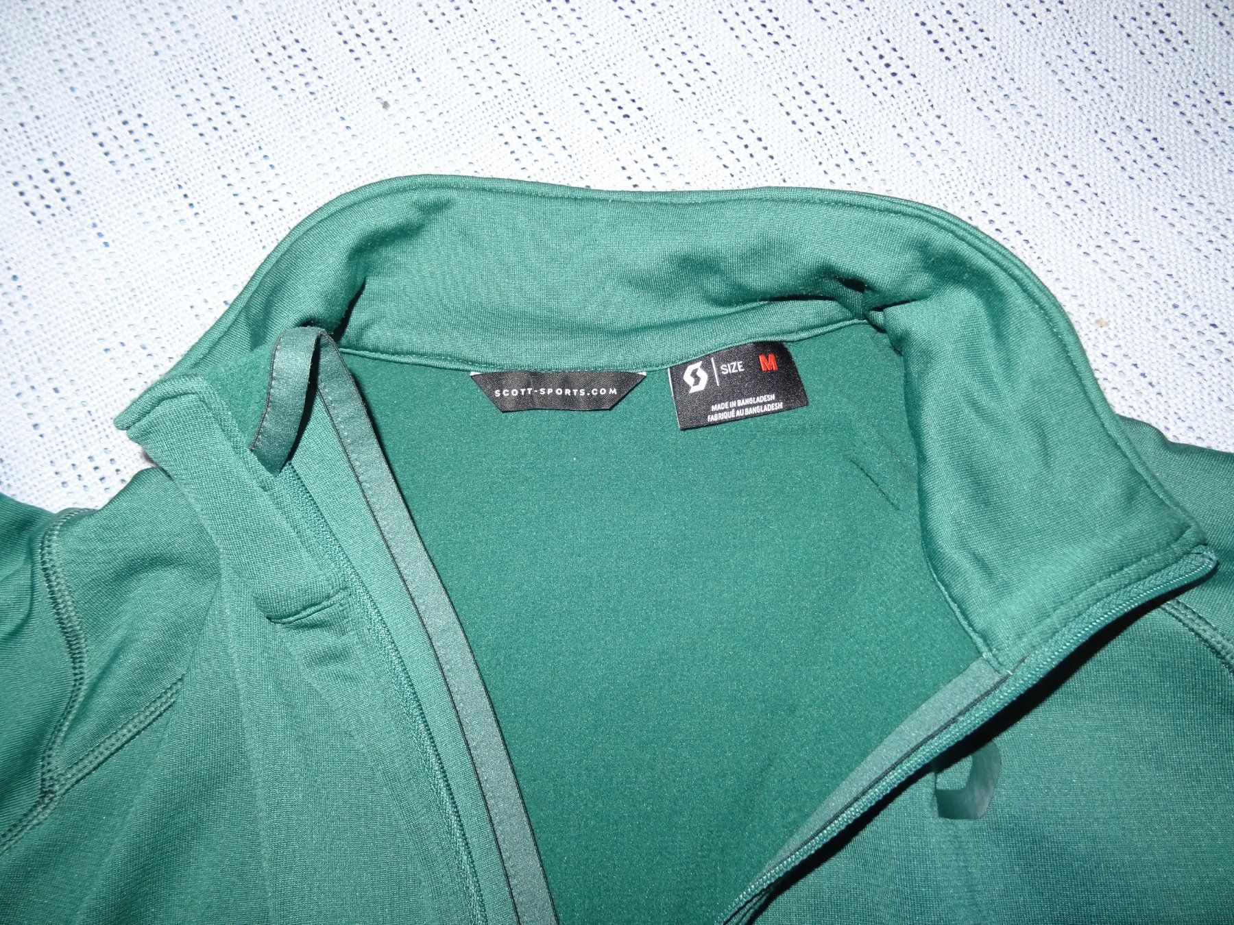 Scott Vestes: Fleecejacke Scott, Gr.M – D'occasion à Grächen par ef5_5yr9 1