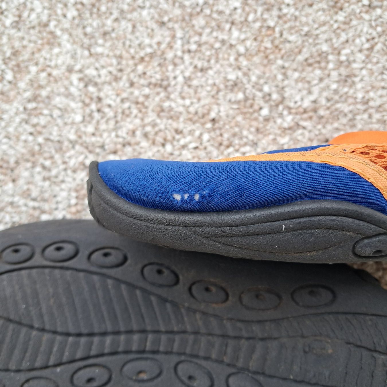 Beco Scarpe per ragazzi: Kinder Bade- und Surfschuh "Beco", Gr 27 – Usato da Meilen venduto da Vaurien15 2