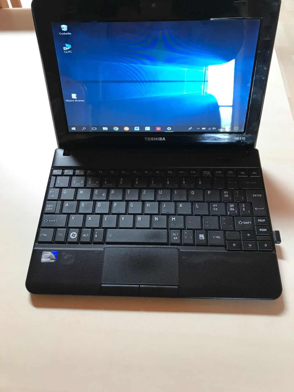 Toshiba Notebook: Tosahiba NB 510 – Usato da Prez-vers-Noréaz venduto da bernard51