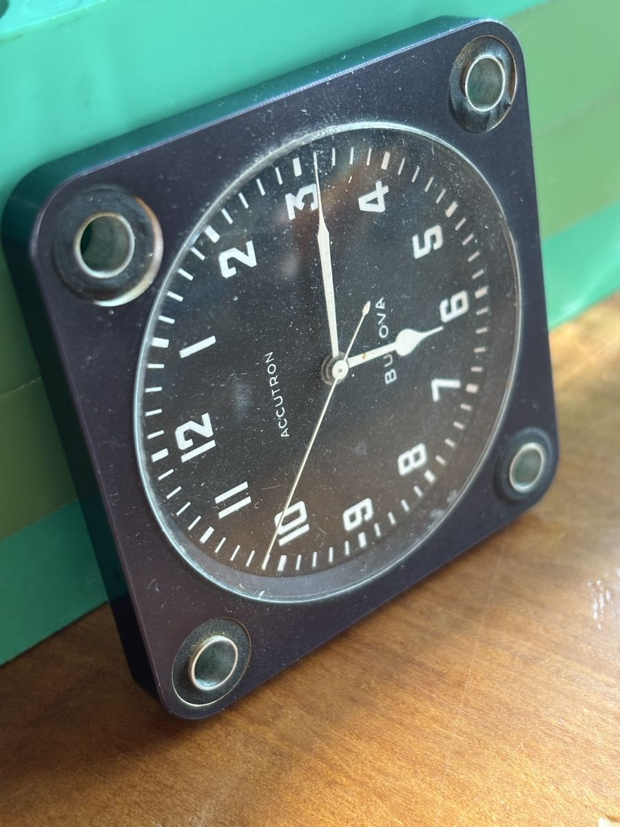 Bulova Uhren: Bulova Accutron – Defekt aus Rüti b. Büren von CenicAG 5