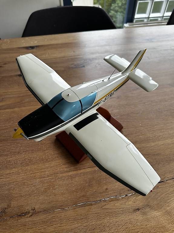 Kits de montage: Maquette avion bois Robin DR400 – D'occasion à Fribourg par bmz3 2