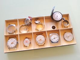 Lot de pièces horlogères, montres vintage
