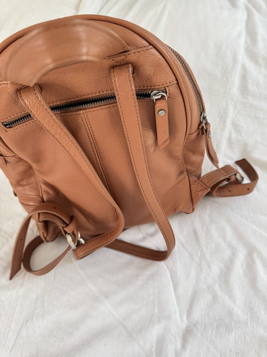 Liebeskind Zaini: Liebeskind Berlin Rucksack Echt Leder – Usato da Kallnach venduto da len_82dv 4