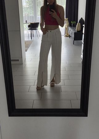 Jeans mit zippern am bein NP.80 chf