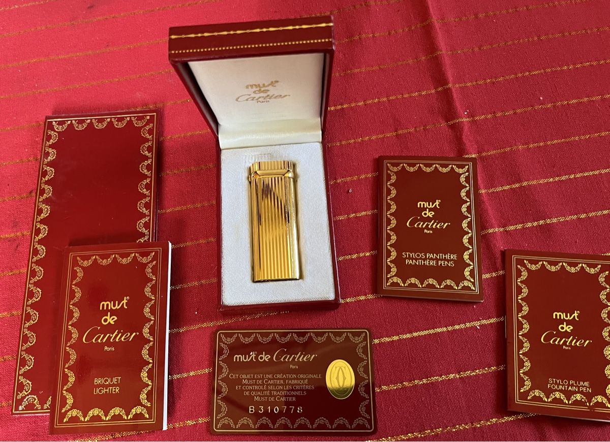 Must de Cartier Feuerzeug Gold Vintage Originalverpackt (Gebraucht