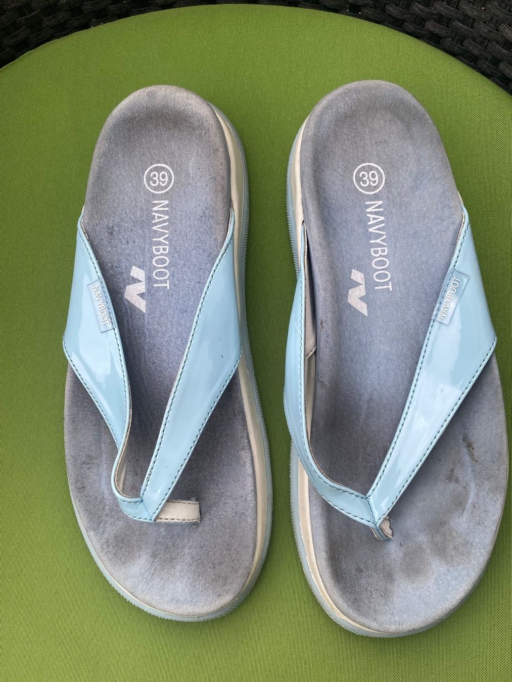 Navyboot Damenschuhe: SUMMERTIME - stilvolle/edle NAVYBOOT Flip-Flops, blau, 39 – Gebraucht aus Winkel von ferrari2022 2