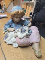 Porzellanfigur Mädchen mit Hund Lladro guter Zustand (D1)