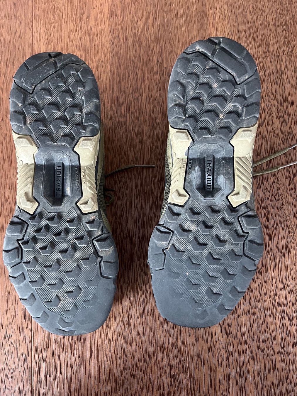 Scarpe da uomo: Chaussure de trek TERREX T.40 – Usato da BASSINS venduto da lulu150971 2