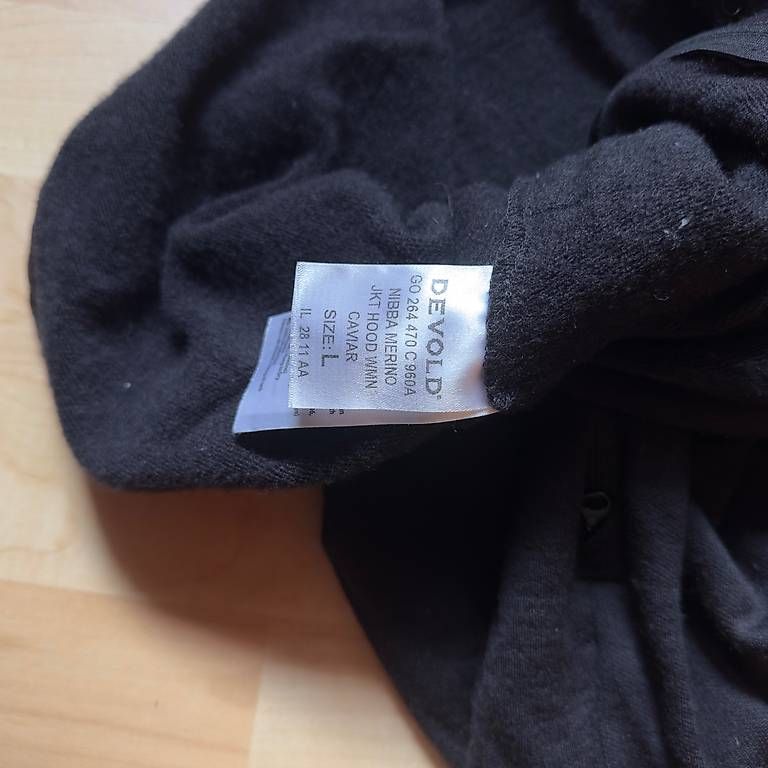 Giacche: Devold Merino Jacke – Usato da Riedikon venduto da Surfgirl0 1