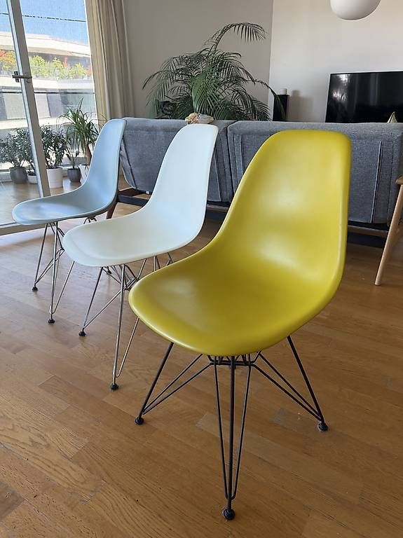 Chaises: Vitra - Eames Plastic Chairs – D'occasion à Zug par lstefano1 2