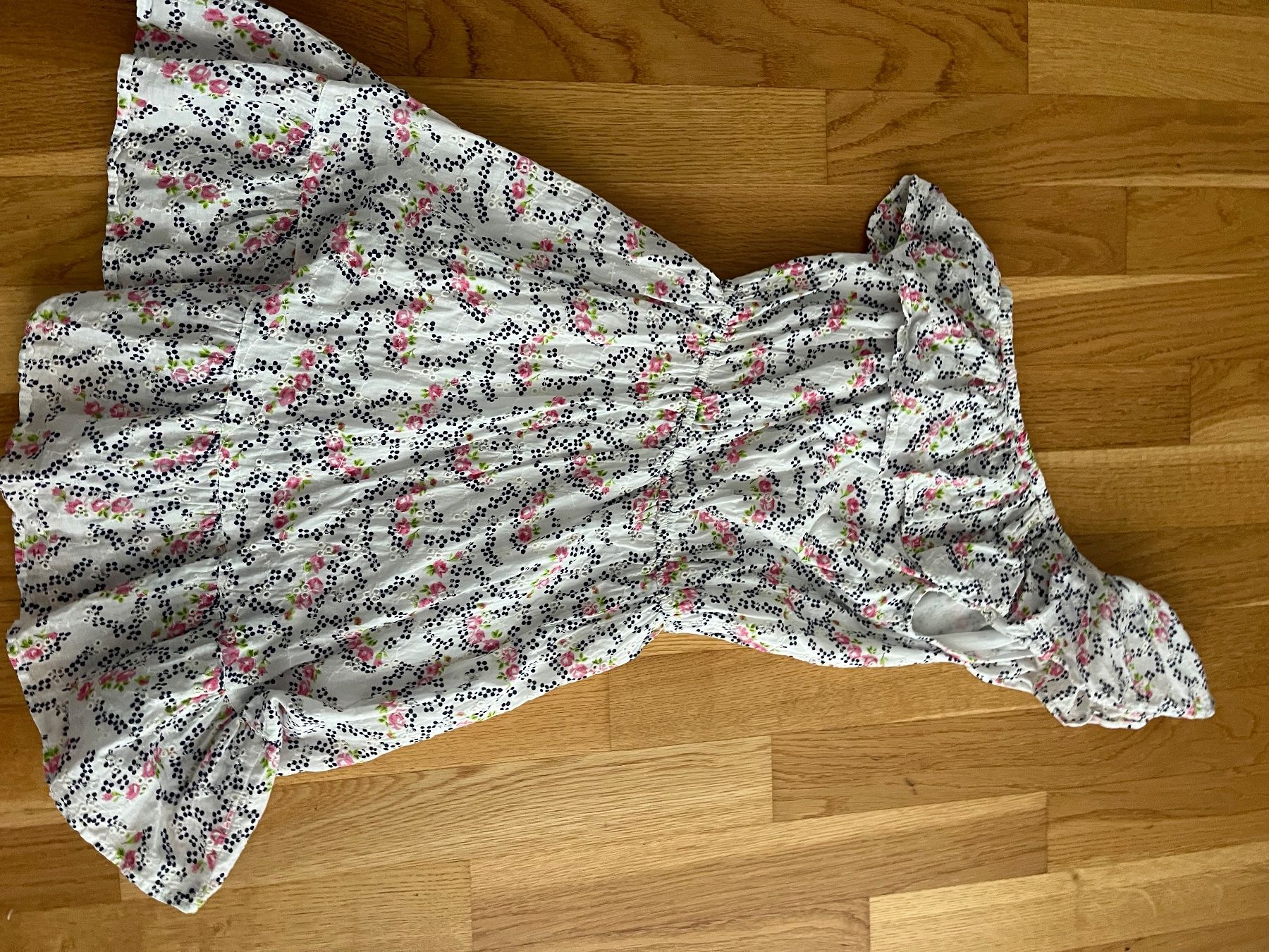 Robes: Geblümtes Kleid Grösse XS – D'occasion à Sursee par hor_gwb5