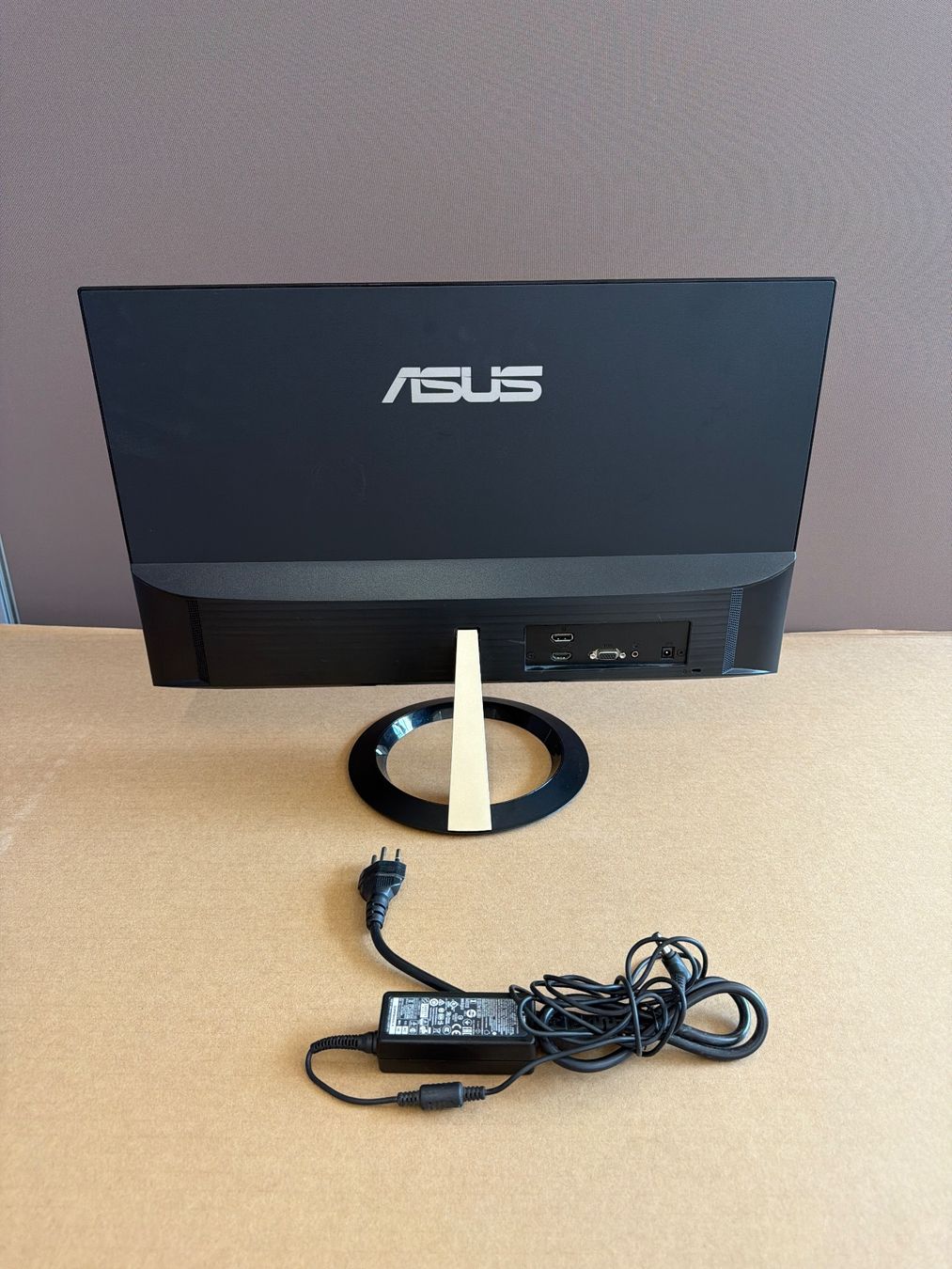 Asus Monitor: ASUS VZ249Q 23.8" Monitor – Usato da Dietlikon venduto da ComdatAG 3