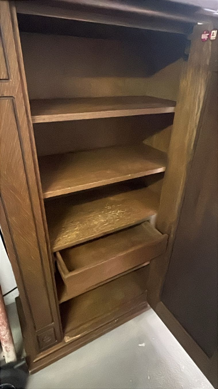 Armadi: Antiker Holzschrank – Usato da Neuenhof venduto da Bodyfit_AG 4