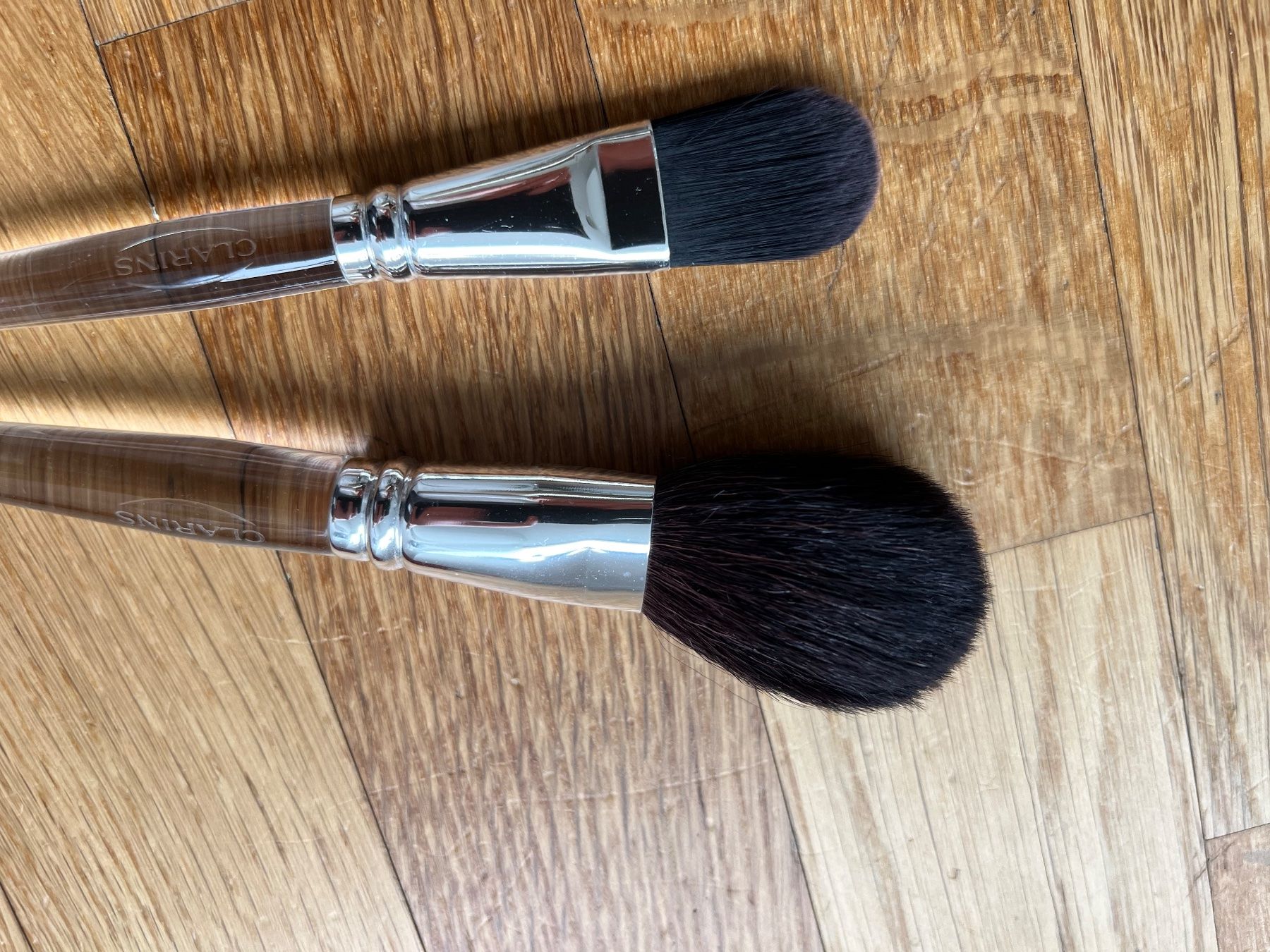Clarins Make-up: Clarins Pinsel-Set (2 Pinsel) – Usato da Glattpark(Opfikon) venduto da ste_n99y 2