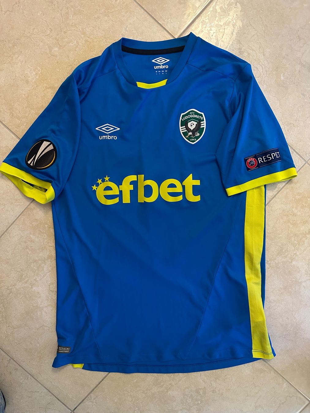 Canottiere & Pantaloni: Fatu - PFC Ludogorets - Matchworn – Usato da Thalwil venduto da Ninuzzo 1