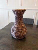 Vase geflochten, Deko, z.B. Trockenblumen oder Zweige