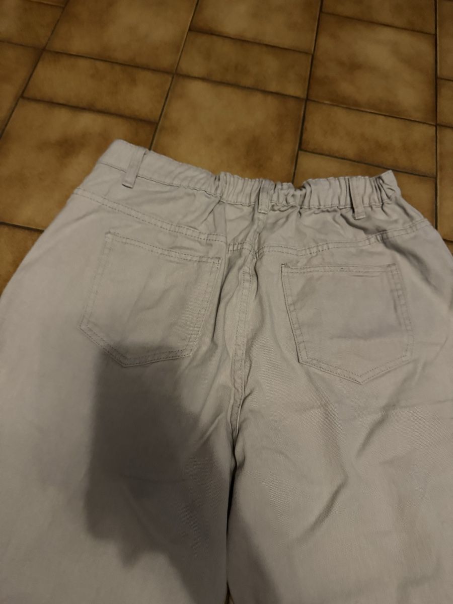 Pantaloni: Pantalon ample beige taille élastique Xl Marina ! – Nuovo (secondo la descrizione) da Veyrier venduto da kimedovapa 1