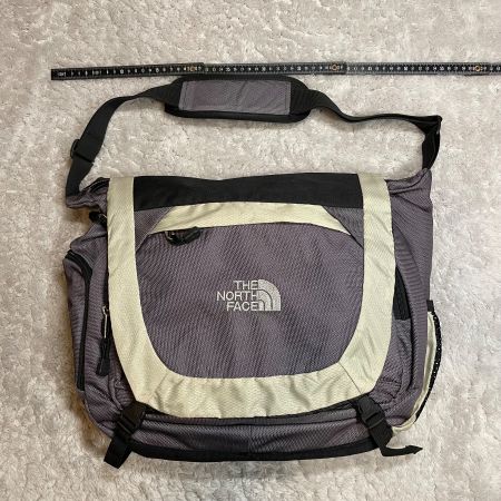 The North Face University Messenger Bag Laptop Umhängetasche