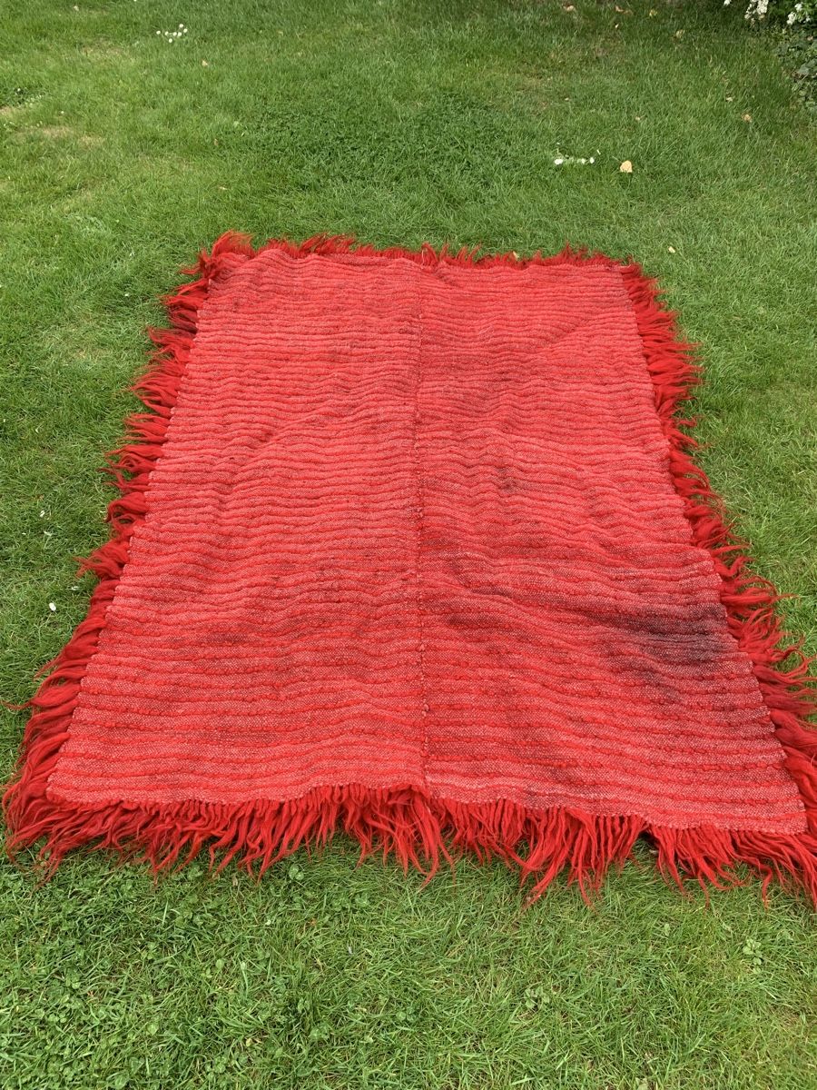 Coperte: Rote Ziegenhaar-Decke aus den Rhodopen – Usato da Winterthur venduto da SB580117 1