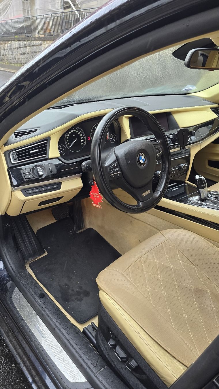 BMW Automobili: Bmw 750i xdrive – Usato da La Chaux-de-Fonds venduto da Gazda75 2
