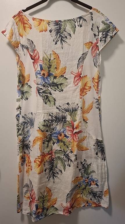 Kleider: Sommerkleid M – Neu (gemäss Beschreibung) aus Lyss von saariinaa 2
