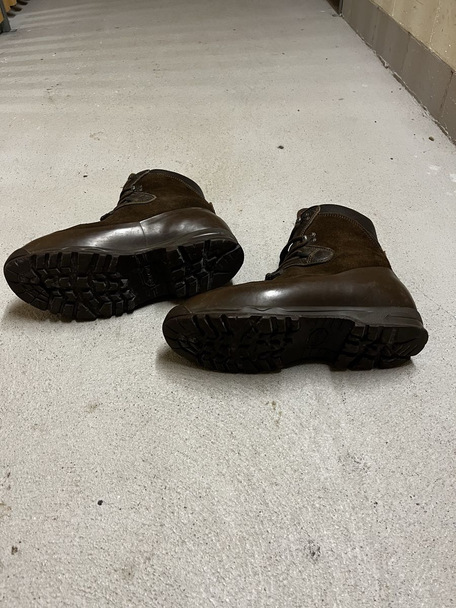 Herrenschuhe: Schweizer Armee KS19 Schwer – Gebraucht aus Volketswil von and_nz6x 2