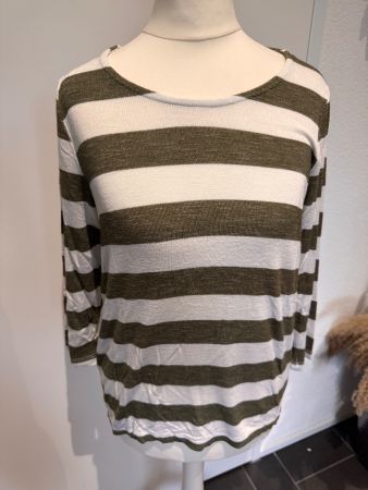 Leichtes Shirt von Vero Moda in Gr. XS mit 3/4 Ärmeln Khaki