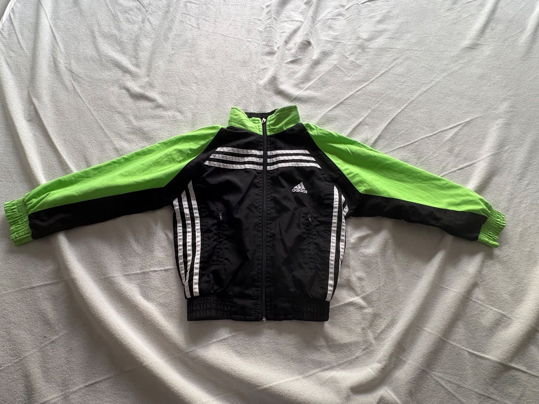 Adidas Giacche & Cappotti: Jacke Adidas gr 116 – Usato da Egg b. Zürich venduto da dalanna