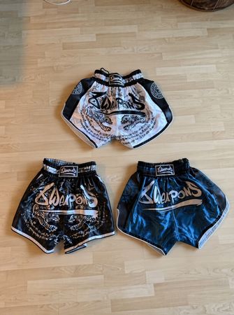 3x 8Weapons Muay Thai Shorts - XXL