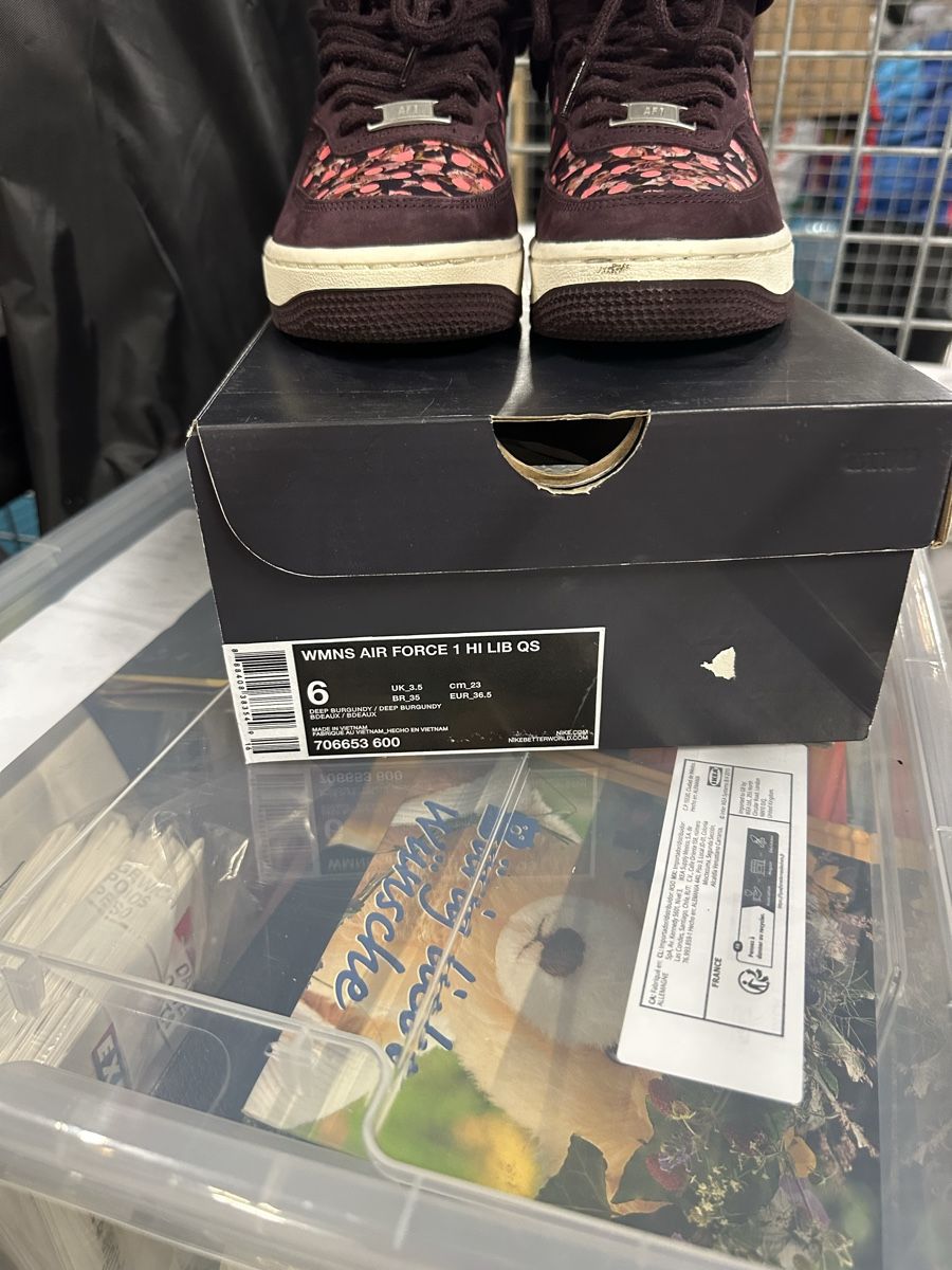 Nike Scarpe da donna: Nike Air Force 1 Hi Liberty Quickstrike – Nuovo e nell'imballaggio originale da Niederlenz venduto da Shininglove 5