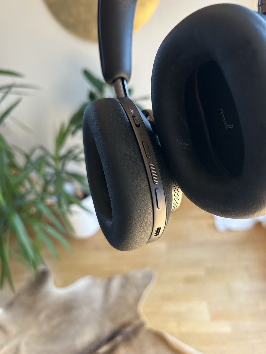 Bowers & Wilkins Kopfhörer: B&W PX8 Bluetooth Kopfhörer – Neu (gemäss Beschreibung) aus Kehrsatz von fuhreradrian 2
