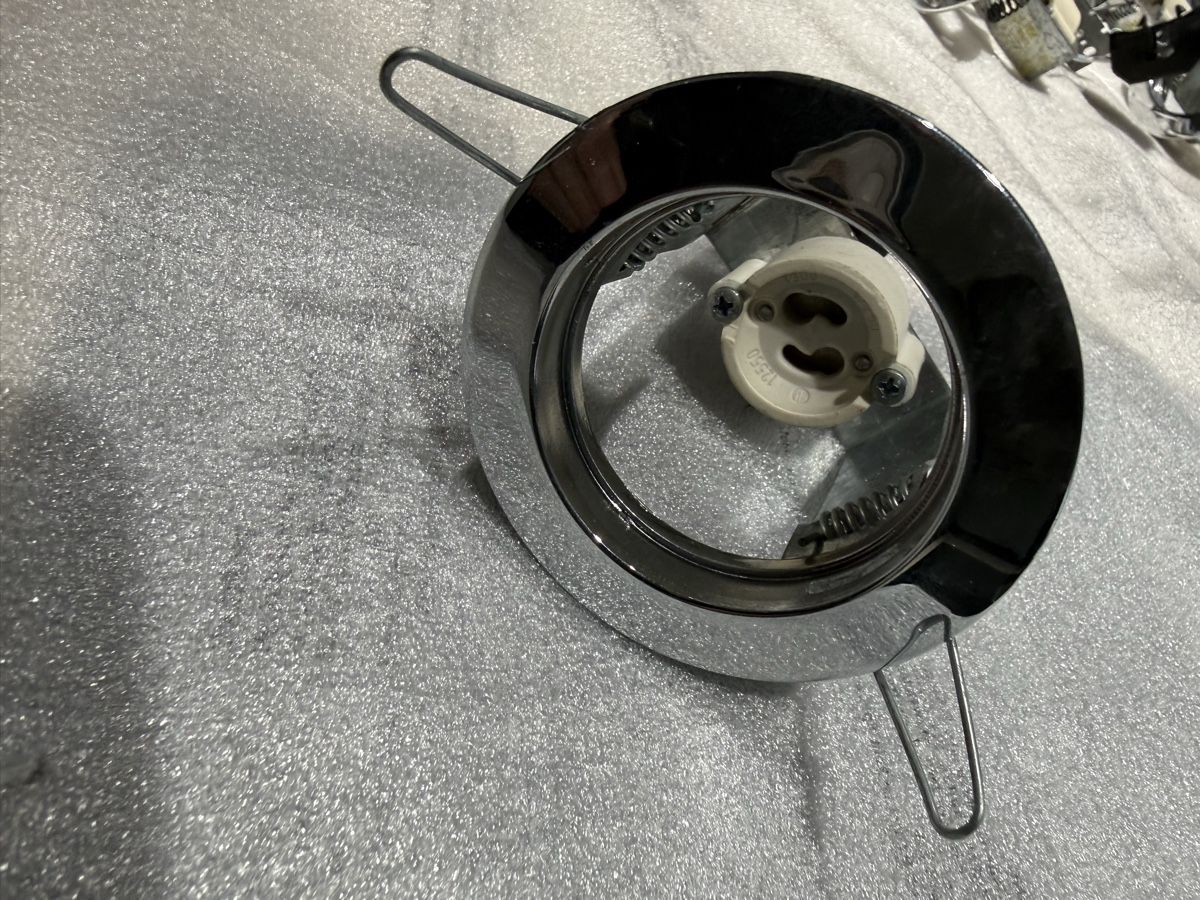 Lampadari & plafoniere: 10Stk.Einbauspots GU10 Fassung – Usato da Bülach venduto da Berimbau0 3