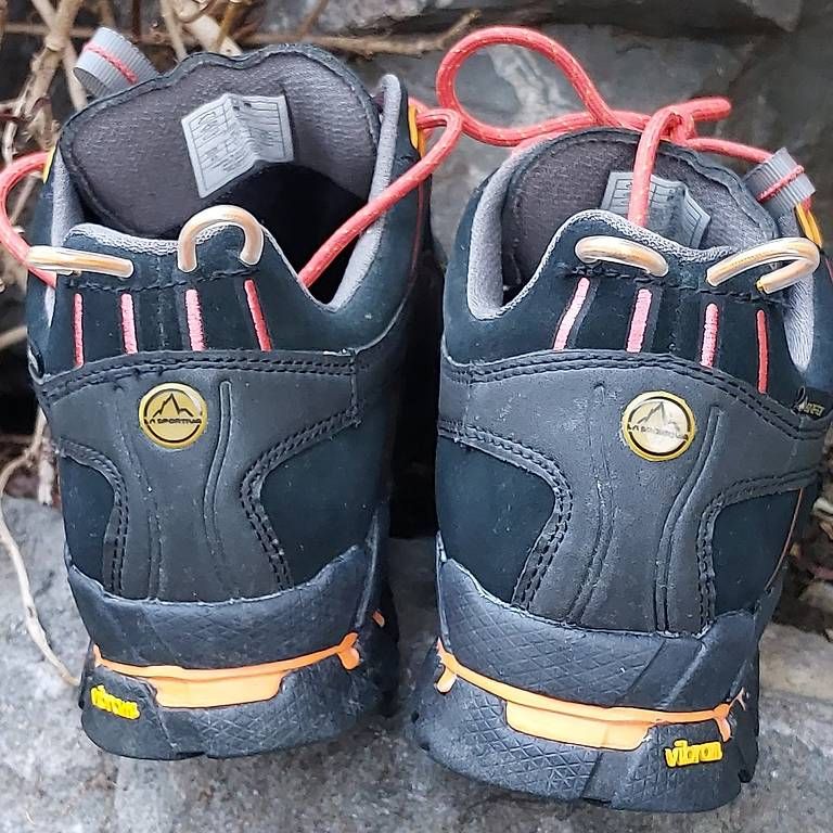 Scarpe da uomo: Wanderschuhe, Bergschuhe, Walkingschuhe Herren, Gr. 45 – Usato da Busswil TG venduto da Bruneweg2 1