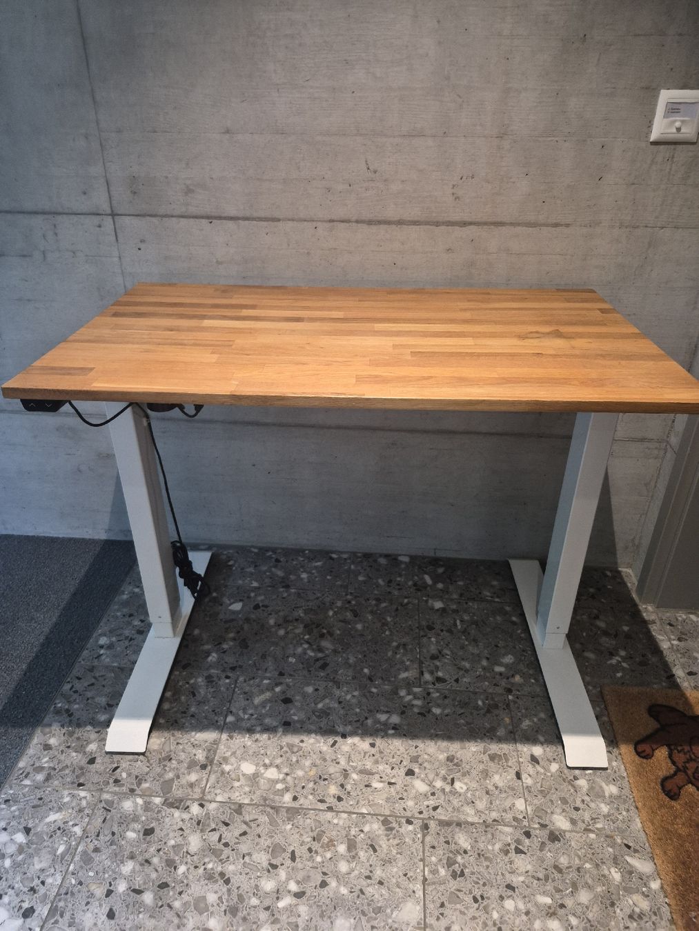 Bureaux: Schreibtisch – D'occasion à Kuesnacht par 2010lapochka 2
