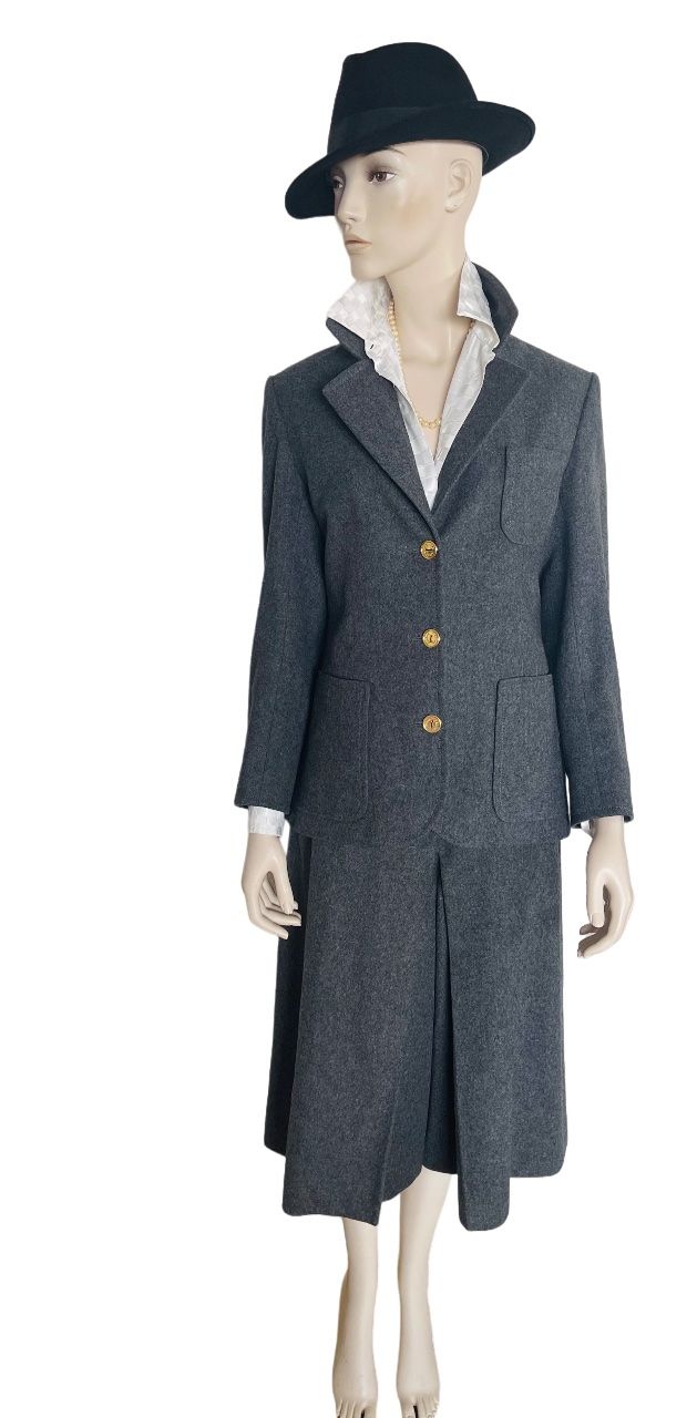 Celine Giacche: Tailleur CELINE (42) – Usato da Genève venduto da Bazarare 1