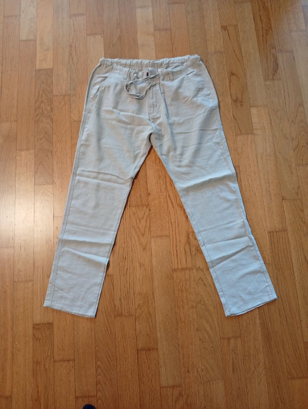 Pantaloni: Leinenhose mit Kordelzug – Nuovo e nell'imballaggio originale da Kreuzlingen venduto da credo70