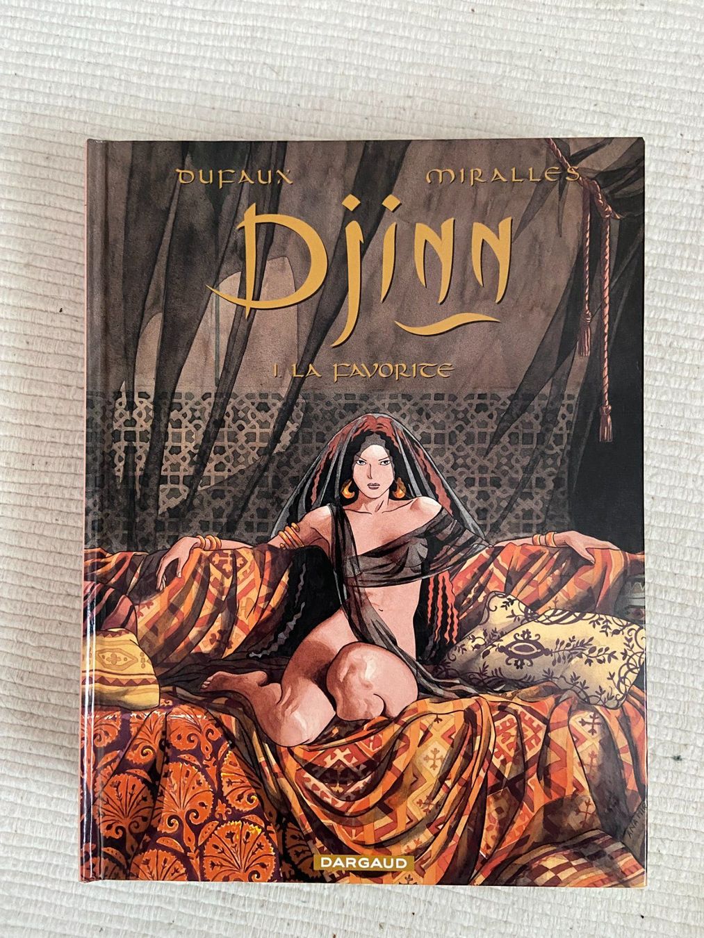 Fumetti: DJINN / TOME 1 / LA FAVORITE – Usato da Corcelles-près-Payerne venduto da 1562Comics