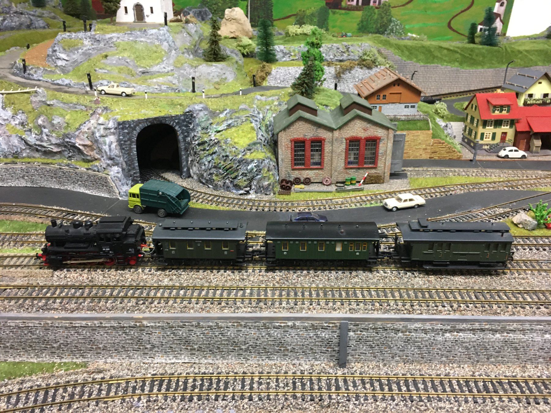 Fleischmann Modellini di ferrovie: Museumszug 4-Teilig – Usato da Windisch venduto da Kari51