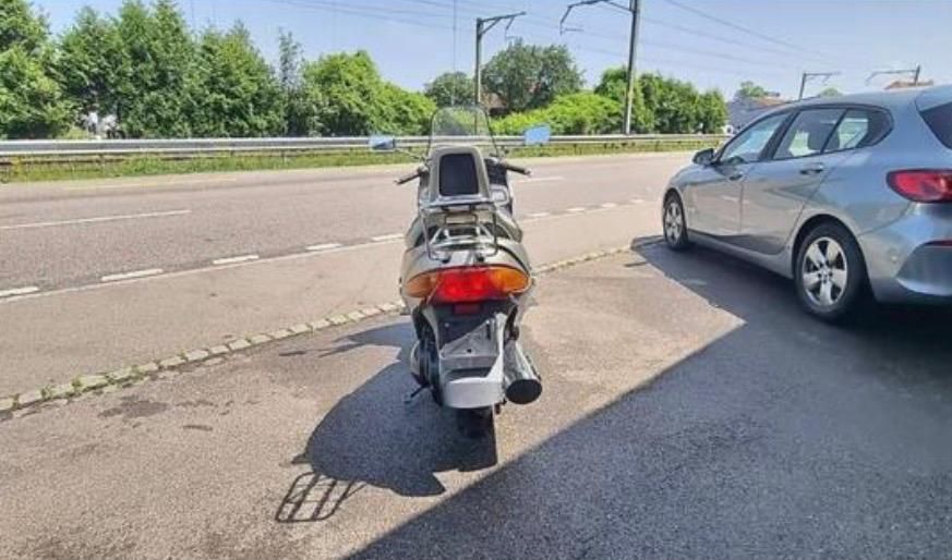 Suzuki Scooter: Suzuki AN 400 Roller (Jg 2000) – Usato da St. Margrethen SG venduto da vsbb 4