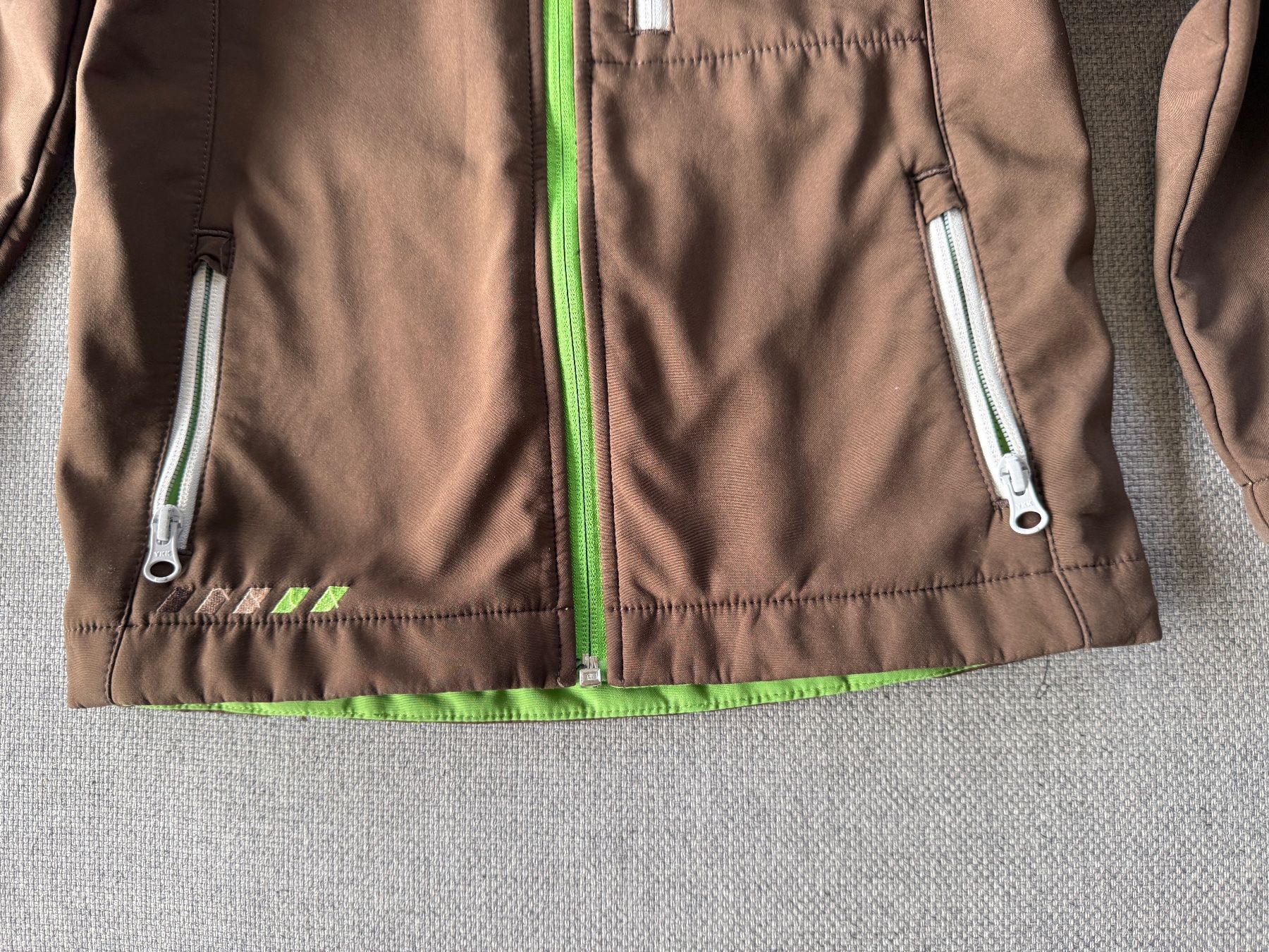 Engelbert Strauss Jacken & Mäntel: Engelbert Strauss, Softshell Jacke 122 128 Kinder Soft Shell – Gebraucht aus Ennetbaden von mapa05 2