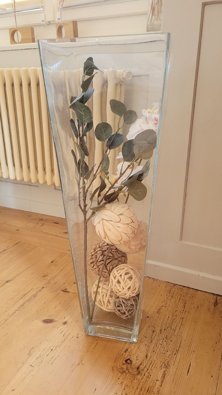Tutte le decorazioni: Bodenvase Glas – Usato da Warth venduto da aussieaussie