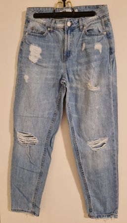 42) Distressed-Mom Jeans von FB Sister, Grösse 34