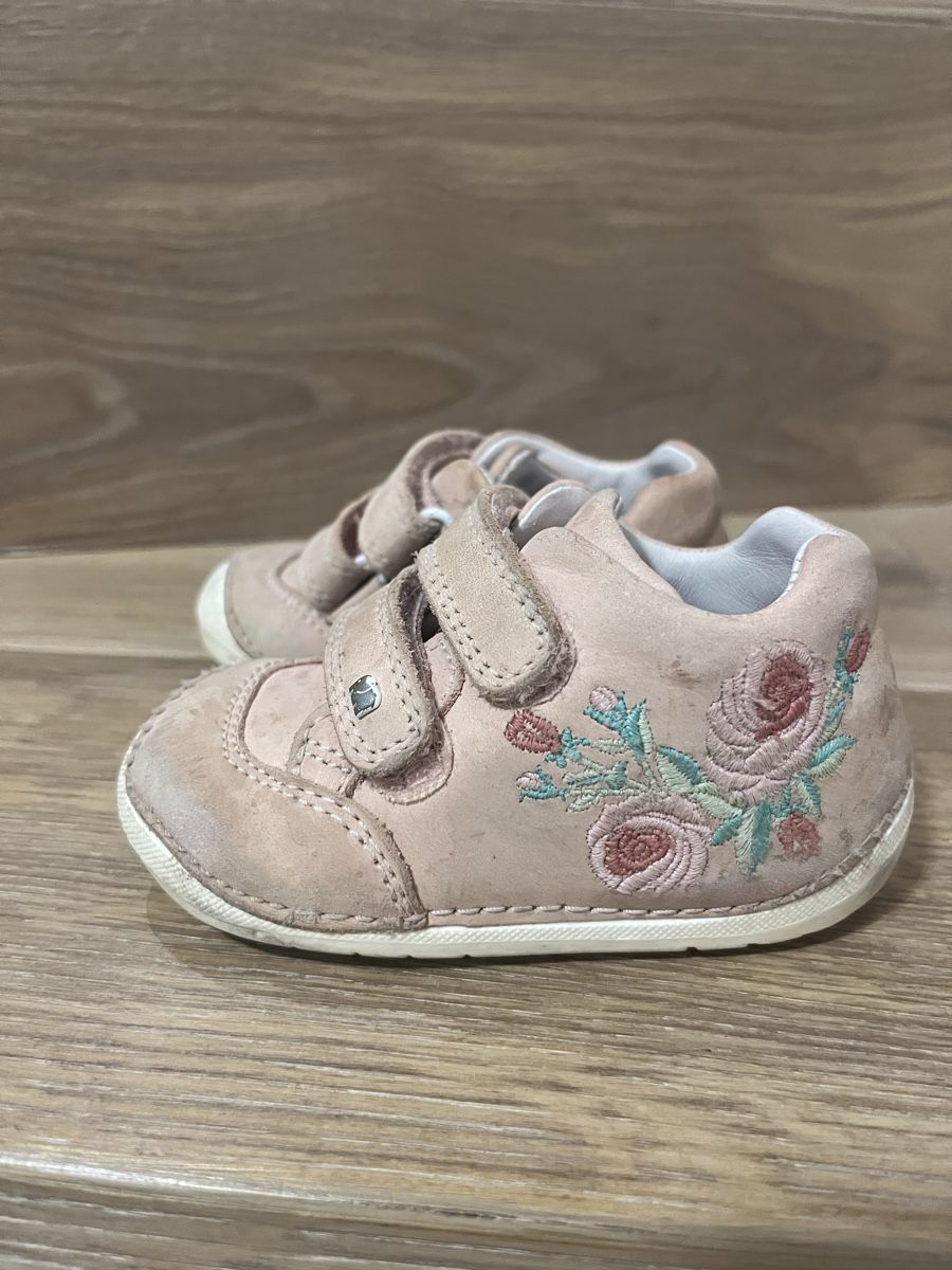 Elefanten Scarpe per ragazze: Elefanten Schuhe Lauflerner Gr. 19 – Usato da Lotzwil venduto da iam_29f9